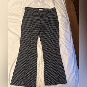 Size Large Woman Dress pant, with stretch.